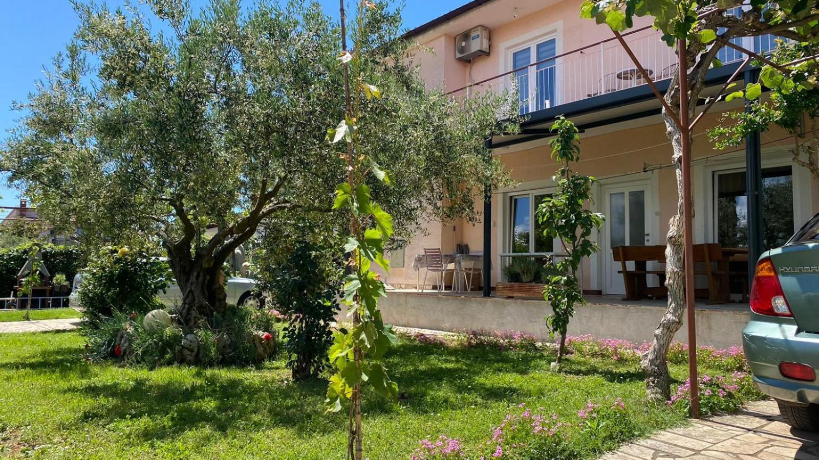 Apartment Gracijana Poreč Exterior foto